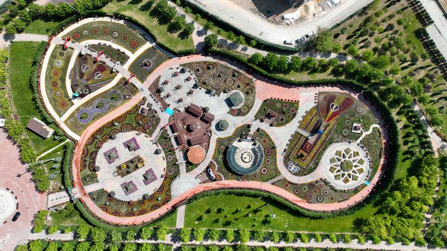 Türkiye'de daha büyüğü yok! Selçuklu Çiçek Bahçesi yeniden kapılarını açtı 25